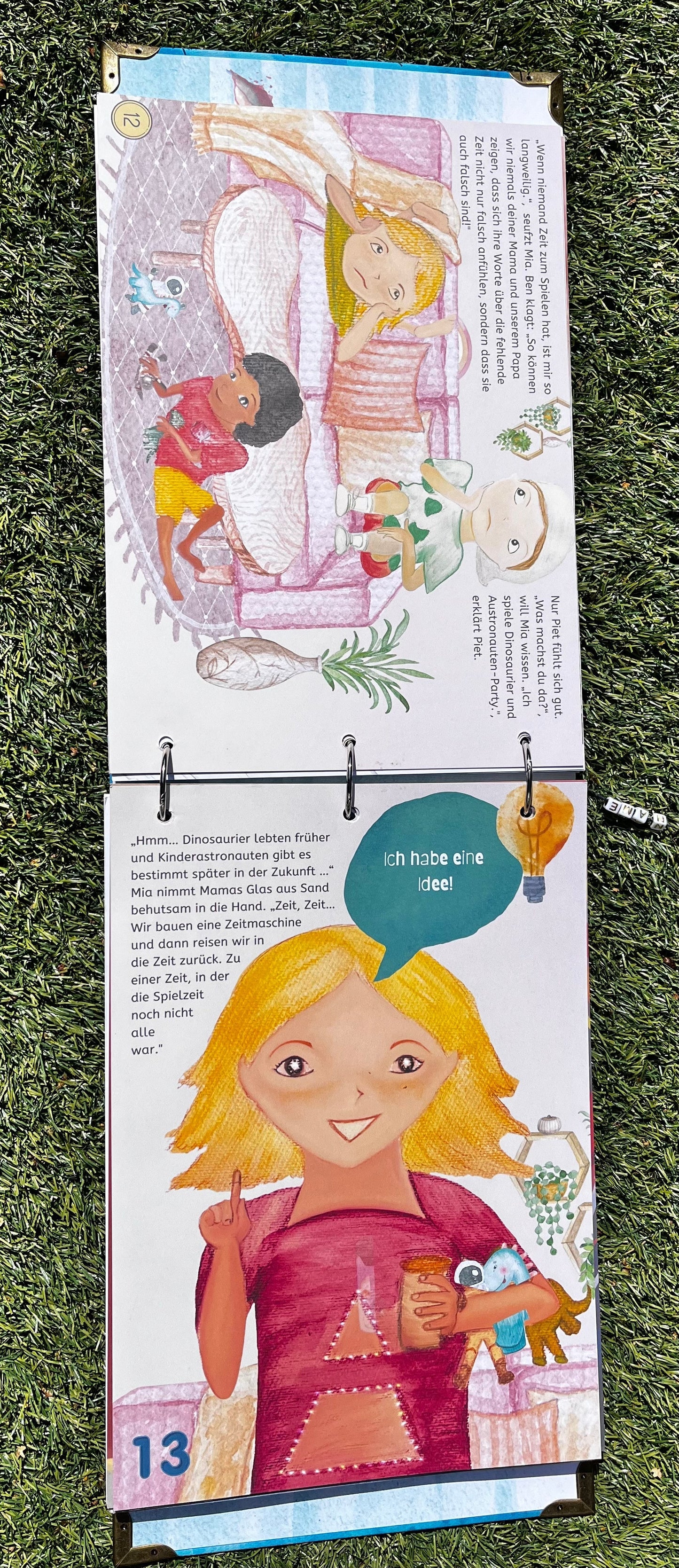 Kinderbuch „Das magische Meer der Zeit" - Als handmade Geschenkset inklusive Namen deines Kindes Anhängern und Lampe