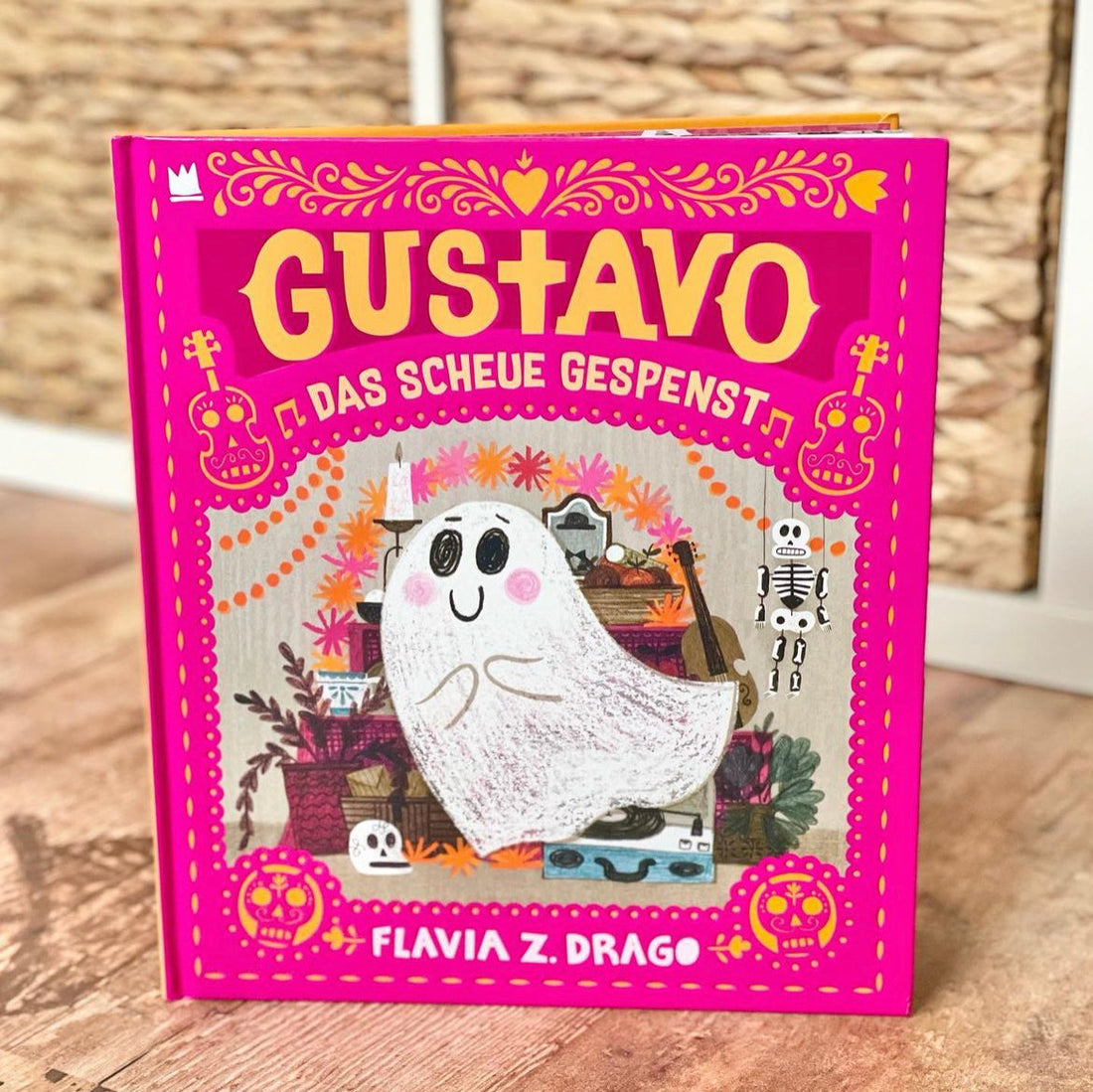 Gustavo, das scheue Gespenst von Flavia Z. Drago - Bilderbuchtipp