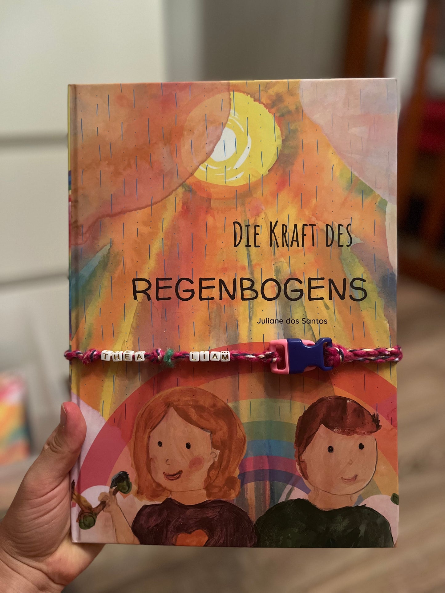 Kinderbuch „Die Kraft des Regenbogens" individualisiert