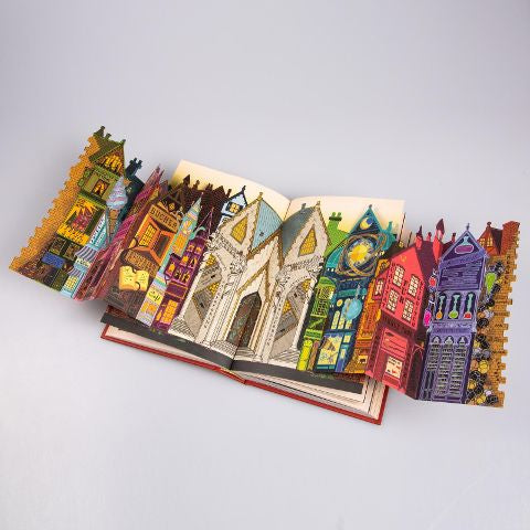 Harry Potter 1 und der Stein der Weisen Farbig illustrierte Schmuckausgabe mit Goldprägung und Pop-Up-Elementen von J.K. Rowling Kinderbuch-Klassiker ab 10 Jahren über den bekanntesten Zauberer der Welt