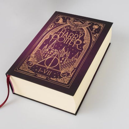 Harry Potter - Gesamtausgabe (Harry Potter) von J.K. Rowling Ungekürzter Sammelband mit allen 7 Büchern des modernen Kinderbuch-Klassikers - mit Bronzeprägung und Lesebändchen ab 10 Jahren über den bekanntesten Zauberer der Welt